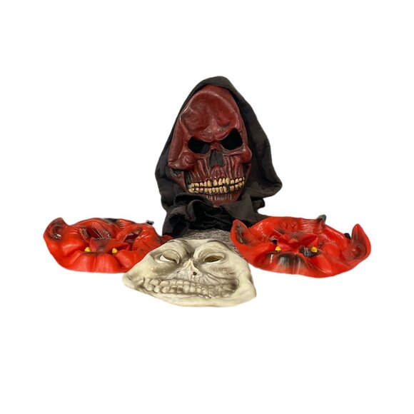 4 Pecs Halloween Masks, white, Red & Black, Excellent in Good Condition - Picture 2 of 6